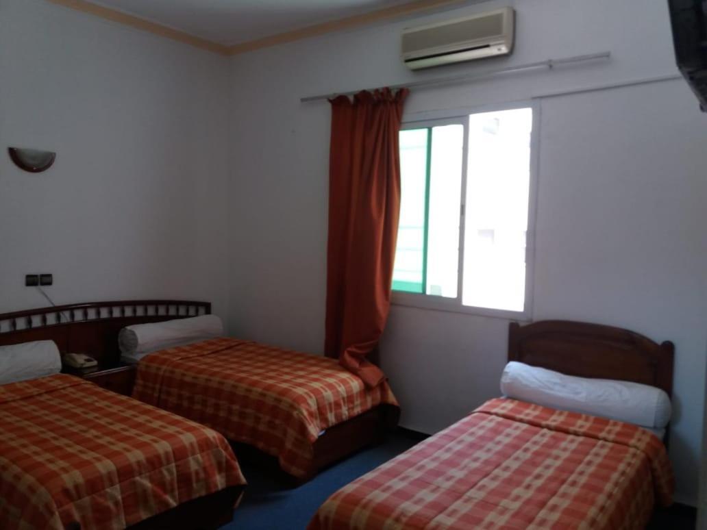 Hotel Choumis Haj Messaoud Larache Ngoại thất bức ảnh
