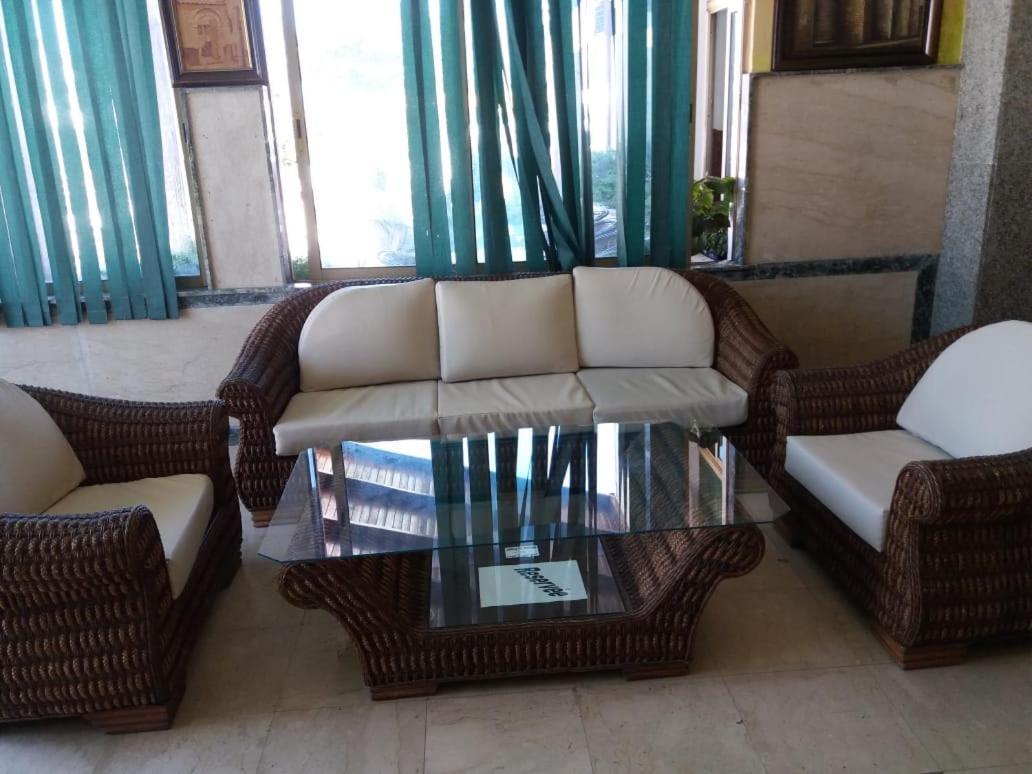 Hotel Choumis Haj Messaoud Larache Ngoại thất bức ảnh